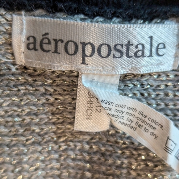 Aeropostale double sided reversible star scarf, black & silver - Picture 4 of 10